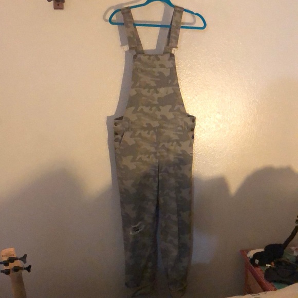 Overalls - Picture 1 of 4